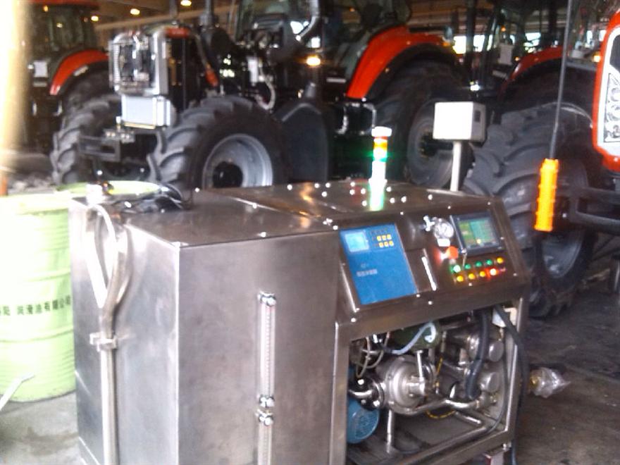 24-液壓油濾油機(jī)現(xiàn)場(chǎng)照片.jpg 汽車液壓油濾油機(jī)現(xiàn)場(chǎng)照片