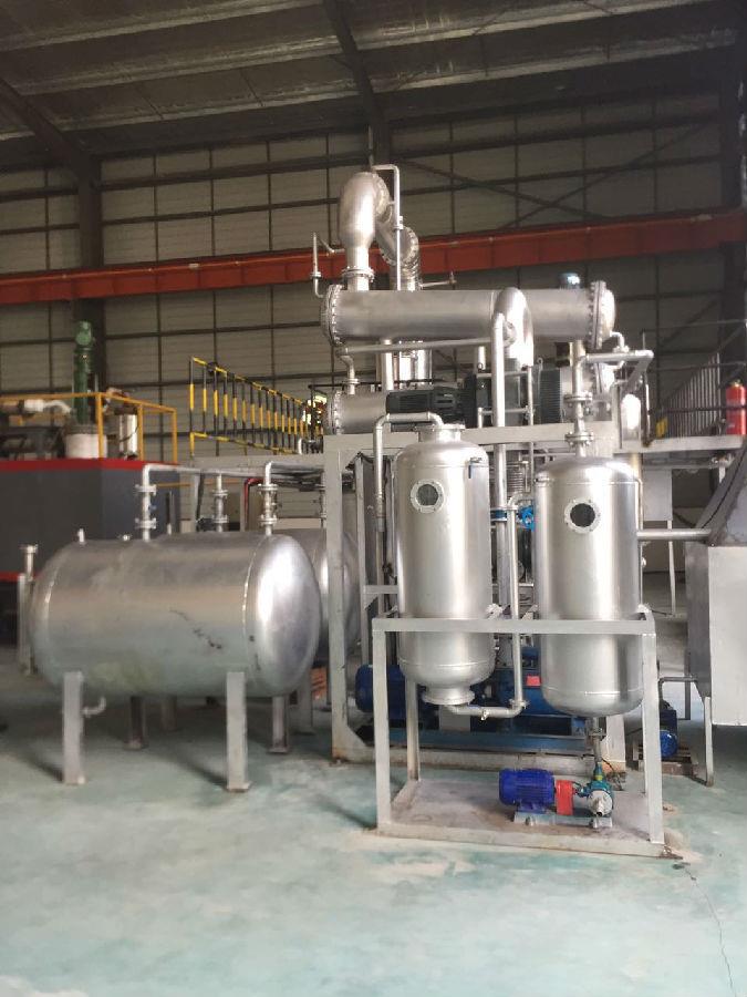 使用圖.jpg 杭州廢油過濾企業短程分子蒸餾設備現場使用圖