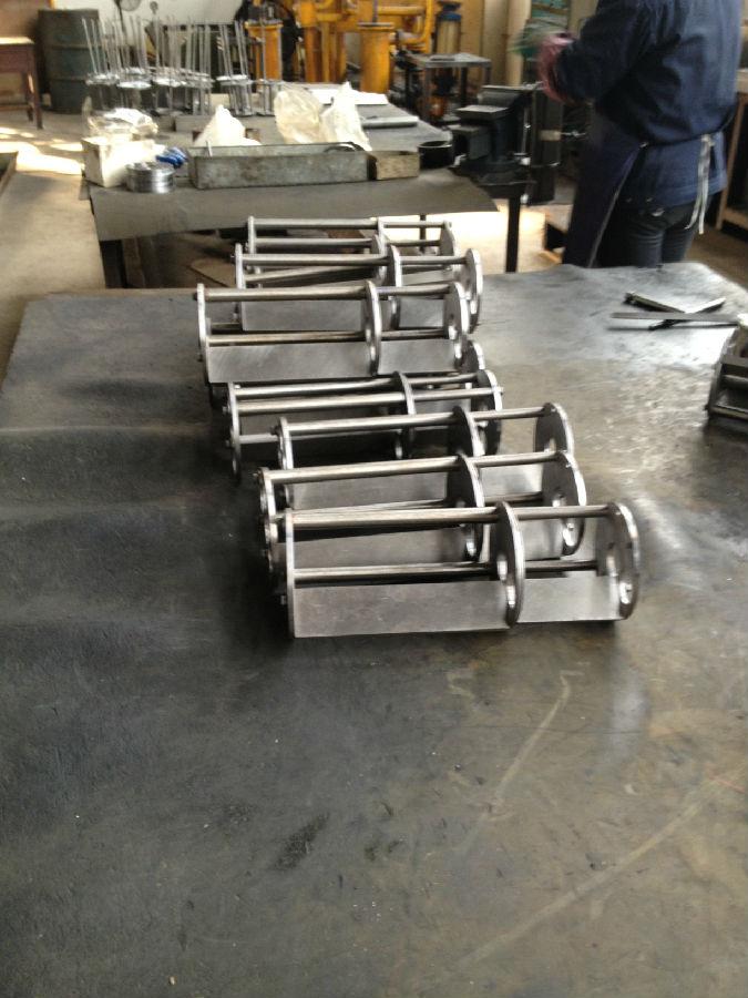 YJL-320濾芯照片.JPG 重慶凱潛濾油機生產(chǎn)現(xiàn)場圖